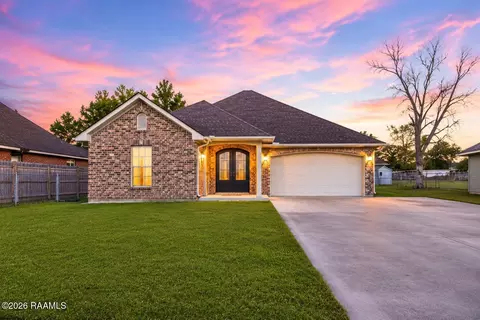 208 Saint Pierre Blvd, Carencro, LA 70520