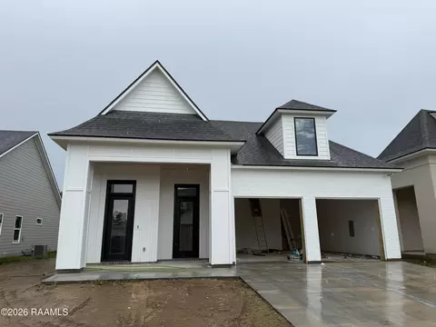 113 Fountain Mdw Dr, Broussard, LA 70518