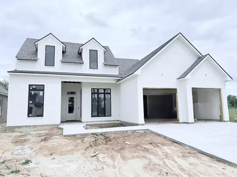 117 Fountain Mdw Dr, Broussard, LA 70518