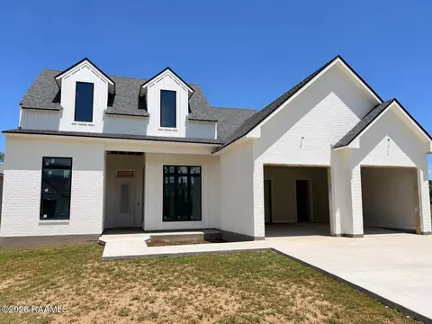 117 Fountain Mdw Dr, Broussard, LA 70518