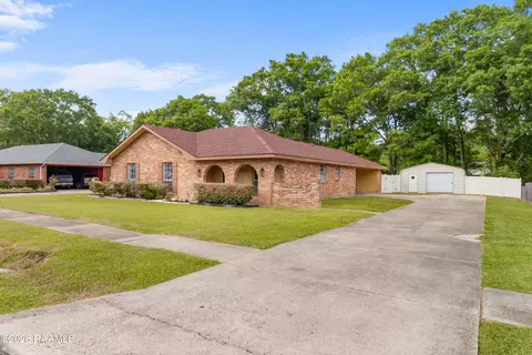 119 Terry Dr, Lafayette, LA 70501