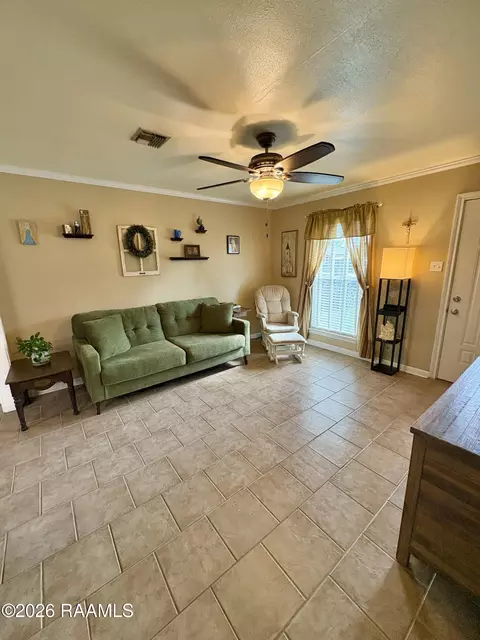 Living - 116 Westward Ave, Scott, LA 70583 photo 1 of 1