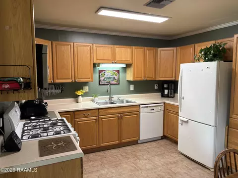 Kitchen - 116 Westward Ave, Scott, LA 70583 photo 1 of 1