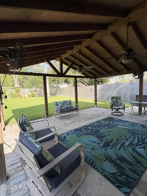 Exterior - 116 Westward Ave, Scott, LA 70583 photo 2 of 4