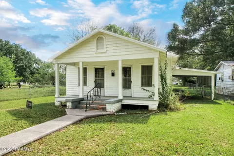 742 N Martin Luther King Junior Dr, Saint Martinville, LA 70582