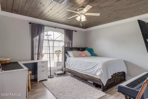 Bedroom - 610 E Demanade Dr, Lafayette, LA 70503 photo 2 of 4
