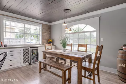 Dining - 610 E Demanade Dr, Lafayette, LA 70503 photo 1 of 2