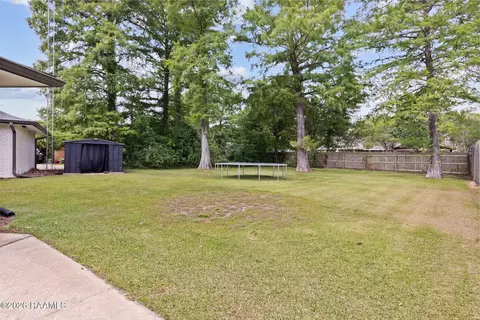 Exterior - 610 E Demanade Dr, Lafayette, LA 70503 photo 9 of 9