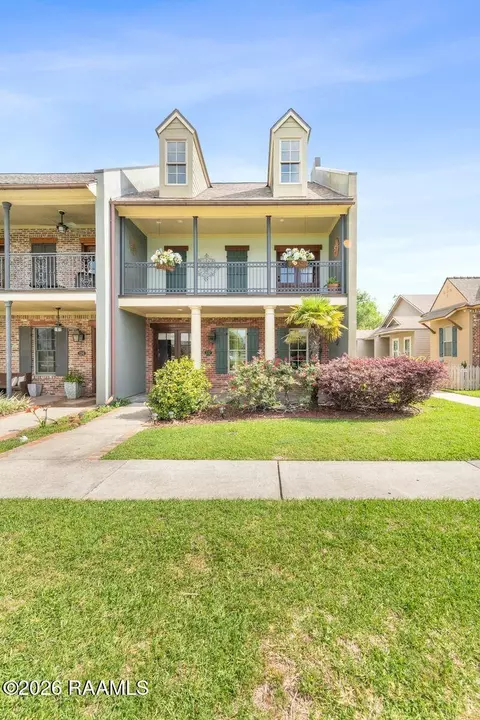 132 Brightwood Dr, Lafayette, LA 70508
