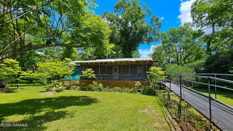2683 Atchafalaya River Hwy, Breaux Bridge, LA 70517