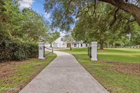 10709 Highway 167, Abbeville, LA 70510
