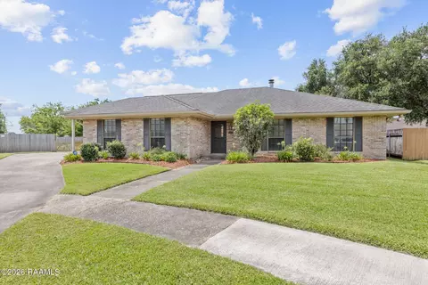 104 Providence Ct, Lafayette, LA 70506