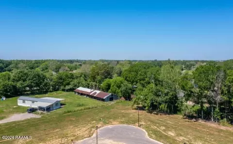 604 Traditions Dr, Lafayette, LA 70508
