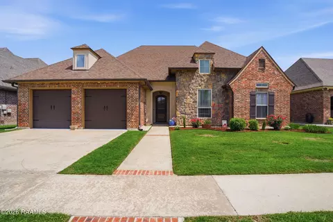 201 Barkhill Dr, Lafayette, LA 70508