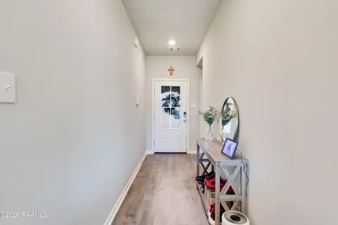 Entry Way - 105 Nova Lake Dr, Duson, LA 70529 photo 2 of 3