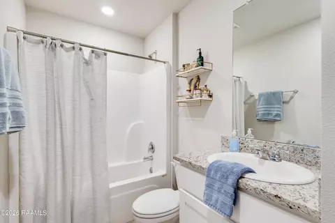 Bath - 105 Nova Lake Dr, Duson, LA 70529 photo 1 of 1