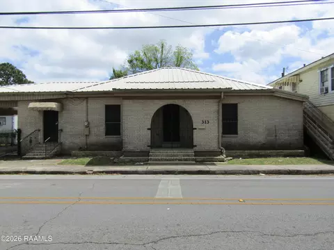313 Iberia St, New Iberia, LA 70560