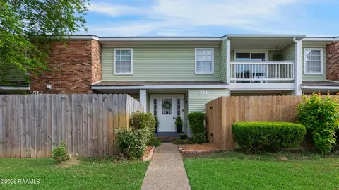 200 Lodge Dr #511, Lafayette, LA 70506