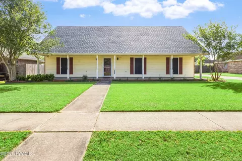 2315 Starling Dr, Opelousas, LA 70570
