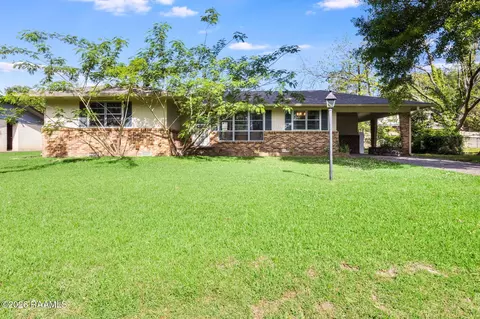 109 Shadycrest Ave, Lafayette, LA 70501