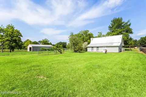Exterior - 276 Highway 182, Sunset, LA 70584 photo 2 of 4