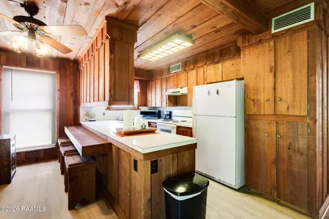 Kitchen - 276 Highway 182, Sunset, LA 70584 photo 1 of 2