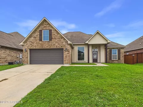 108 Margaret Lucia Dr, Maurice, LA 70555