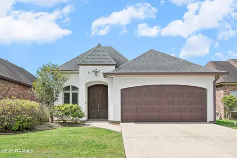 305 Barataria Bay Pt, Lafayette, LA 70508
