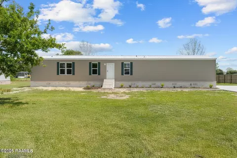 242 Oak Manor Rd, Rayne, LA 70578