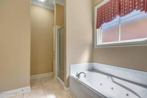 Bath - 208 Elysian Fields Dr, Lafayette, LA 70508 photo 2 of 3