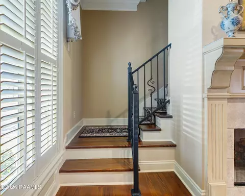 Entry Way - 208 Elysian Fields Dr, Lafayette, LA 70508 photo 2 of 2