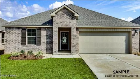 1506 Colonel Rdg, New Iberia, LA 70560