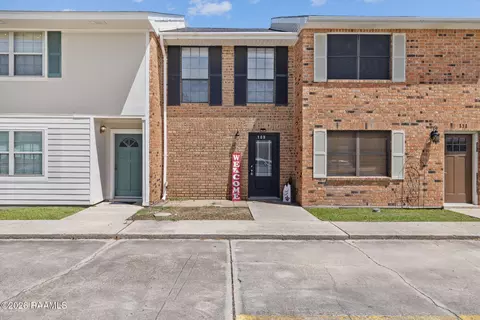 109 Southfield Parkway Pkwy, Lafayette, LA 70506