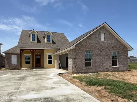 103 Sweet Cane Dr, Youngsville, LA 70592