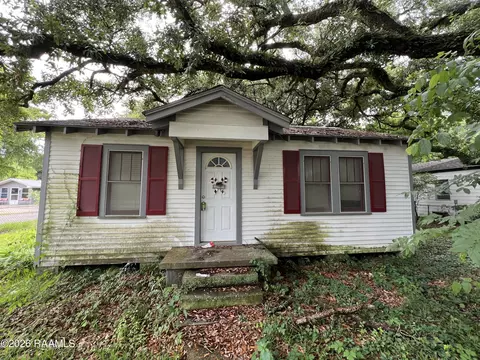 301 Thelma St, Lafayette, LA 70506