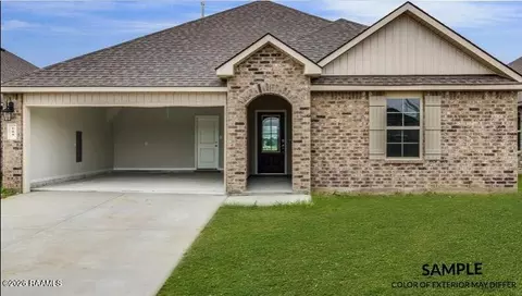 102 Harvest Ln, Crowley, LA 70526