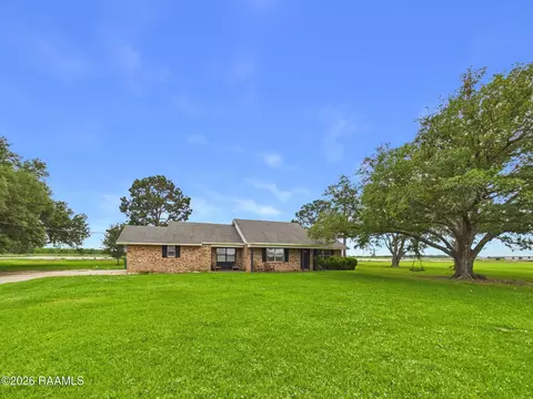 Exterior - 2143 Academy Rd, Eunice, LA 70535 photo 3 of 7