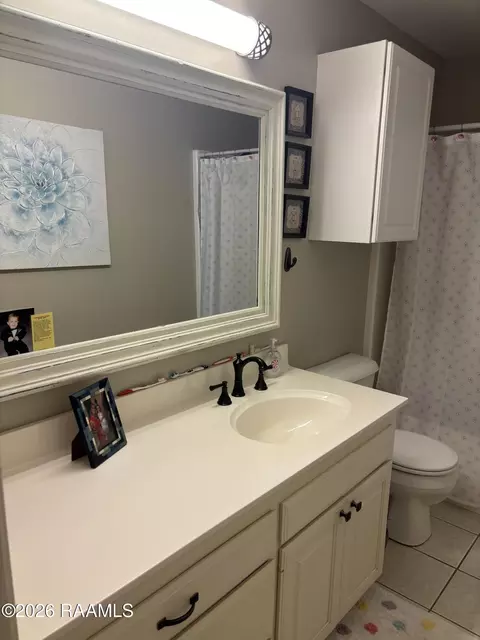 Bath - 280 Carrera Ln, Eunice, LA 70535 photo 4 of 5