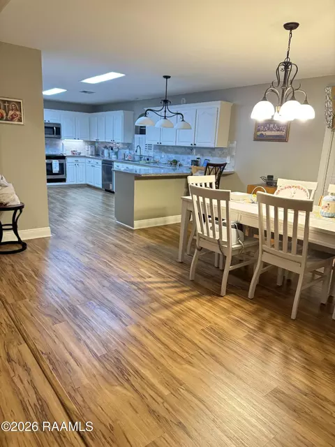 Dining - 280 Carrera Ln, Eunice, LA 70535 photo 2 of 2