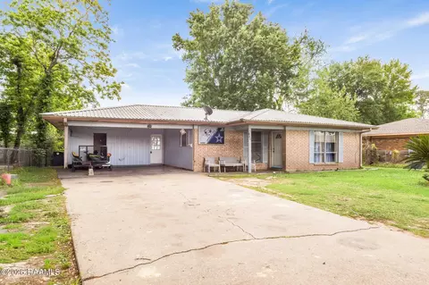 230 Hibiscus St, Opelousas, LA 70570