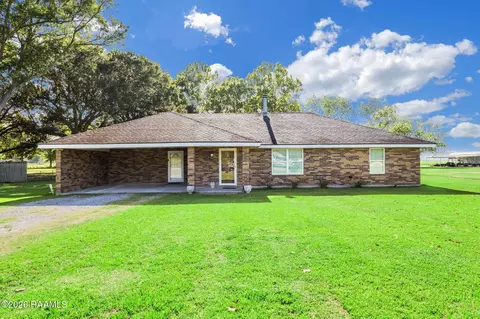 181 Bayou Teche Subdivision Rd, Opelousas, LA 70570