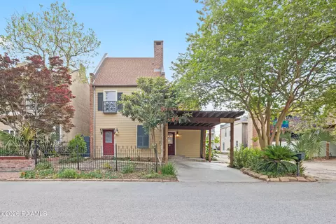 14 Shadows Dr, Lafayette, LA 70508