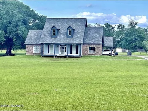 8519 Pettit Rd, Baker, LA 70714