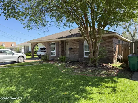 4912 Newlands St, Metairie, LA 70006