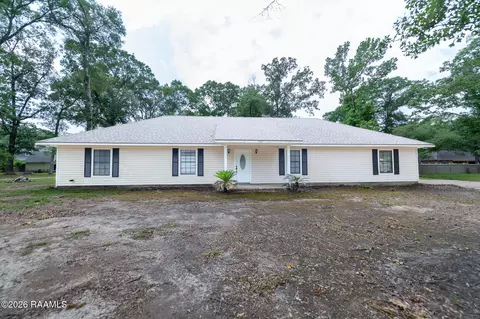 142 Tanglewood Dr, Ville Platte, LA 70586