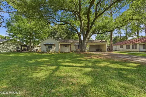 2106 Grand Pointe Ave, Breaux Bridge, LA 70517