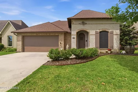 400 Old Cypress Dr, Broussard, LA 70518