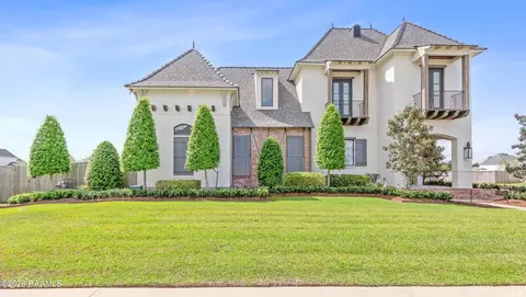 115 Kingfisher Dr, Lafayette, LA 70508