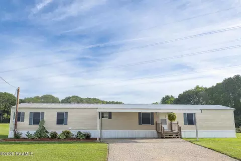 1538 Savoy Rd #B, Youngsville, LA 70592