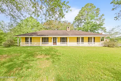 9034 Glenwood Blvd, Abbeville, LA 70510